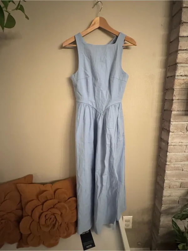 ASTR Bow Back Maxi Dress - Image 3