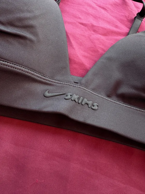 NIKESKIMS SPORTA BRA - Image 3