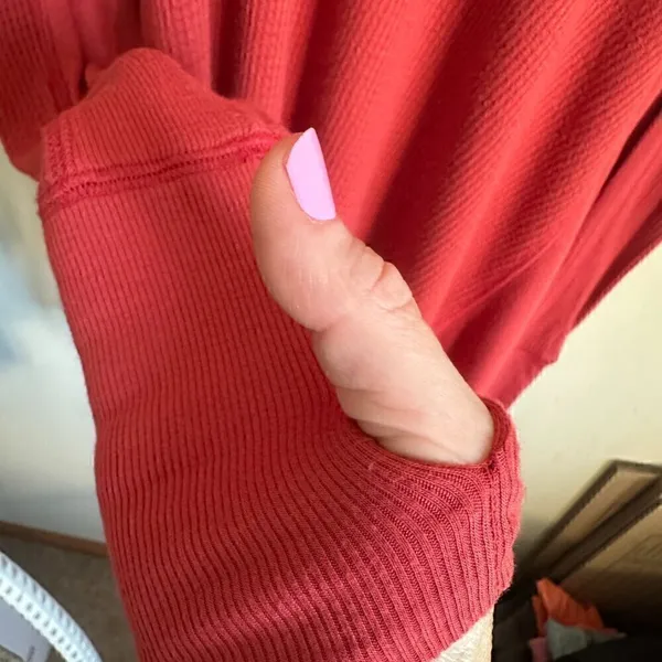 EUC FREE PEOPLE We The Free Malibu Waffle Knit Thermal in Washed Red - Size S - Image 10
