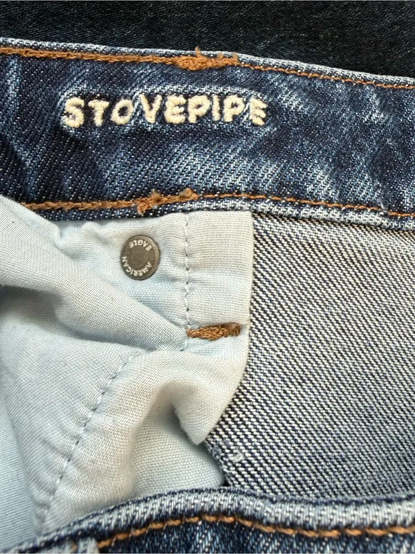 American Eagle Outfitters Mid-Rise Straight Leg Jeans Stove Pipe Dark Blue Wash - Image 8
