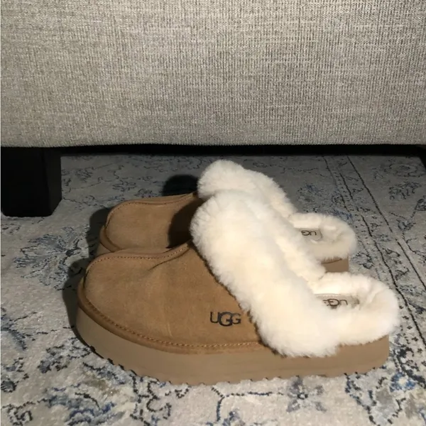 UGG Disquette Platform Slipper - Image 9