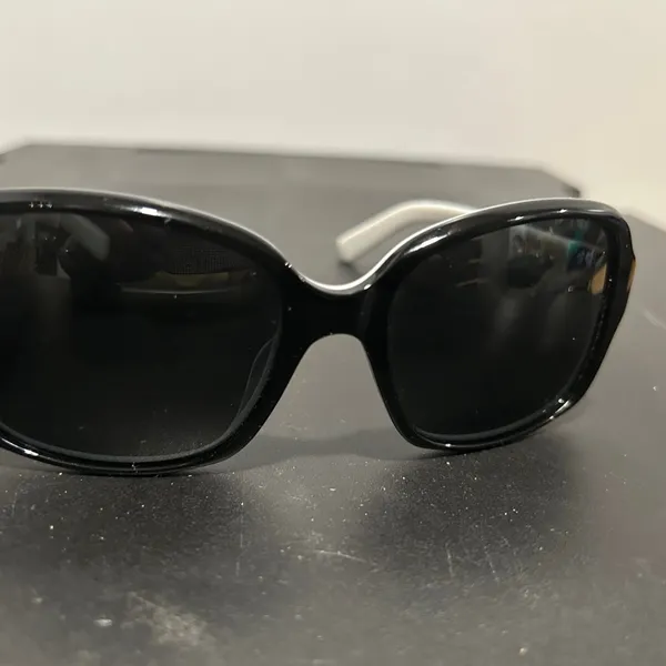 Kate Spade Black Sunglasses with Sleek Design - Image 9