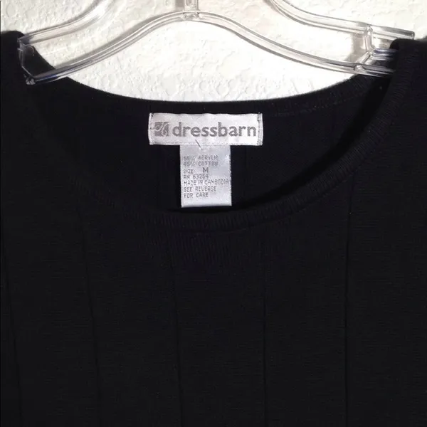 FINAL MARKDOWN Ladies' dressbarn Short Sleeve Sweater medium - Image 2