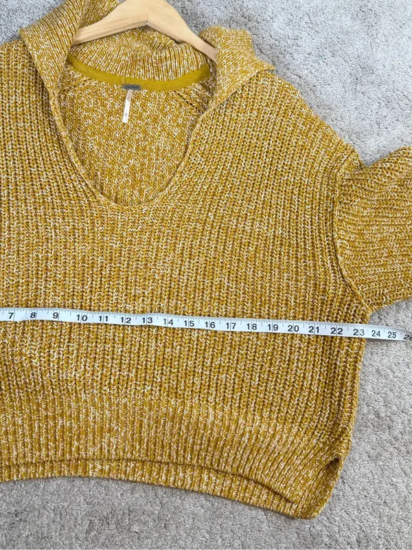 Free People Women’s Love This City Sweater V-Neck Longsleeve Boho in Mustard L - Image 11