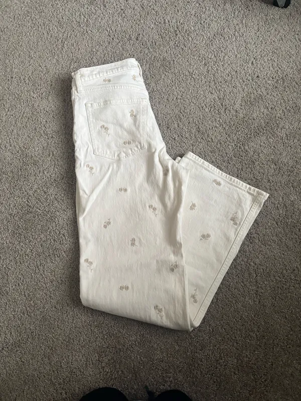 Abercrombie High-Rise Jeans - Image 4