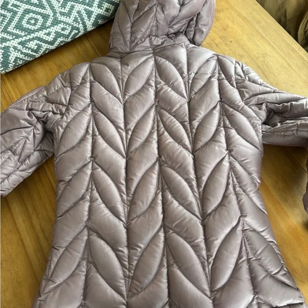 Eddie Bauer Women's Quilted Hooded Puffer Coat - Light purple - Image 4