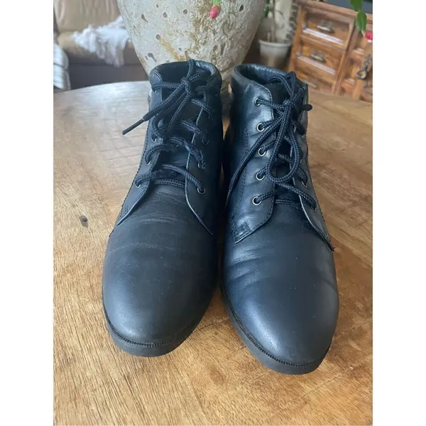 Vintage DaneXX Blue Leather Ankle Boots Size 7N Cuffed at the Ankle - Image 2