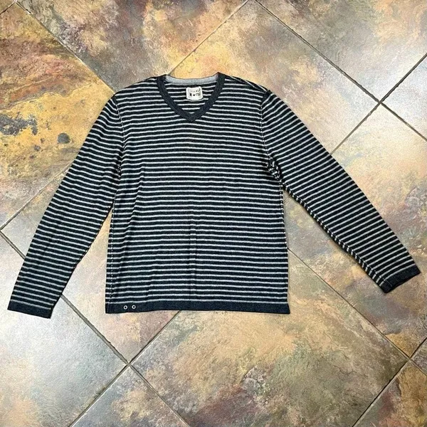 Converse One Star Stripe Long Sleeve Sweater Medium - Image 3