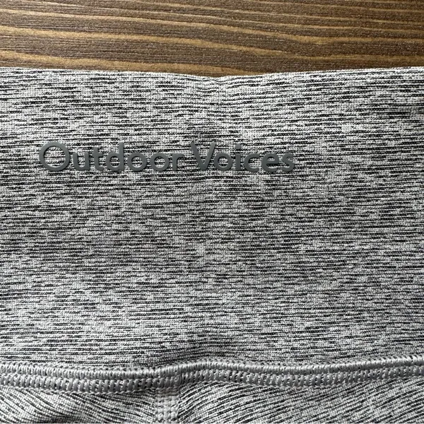 Outdoor Voices Warmup 10” Biker Shorts Ash Grey‎ Pocket Compression Size XS NEW - Image 3