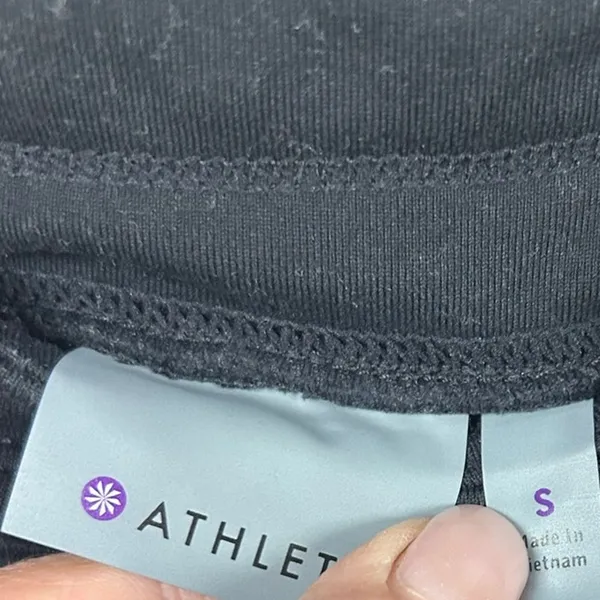 The Athleta Metro Black Skort size S - Image 5