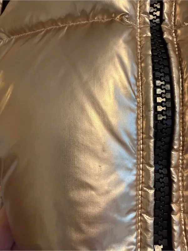 SAM. Women’s Medium Metallic Gold Puffer Jacket Real Fur Hood Trim Zipper Close - Image 2