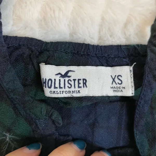 HOLLISTER Extra Small‎ Plaid Green Black Tank Top Adjustable Straps Missing Ties - Image 2
