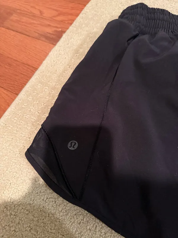 Lululemon Hotty Hot Shorts - Image 4