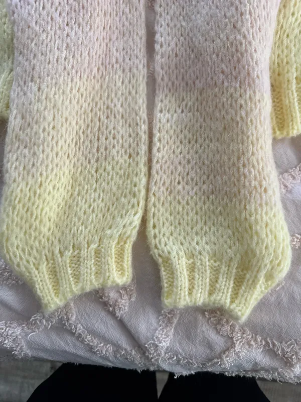 Cardigan Yellow - Image 2
