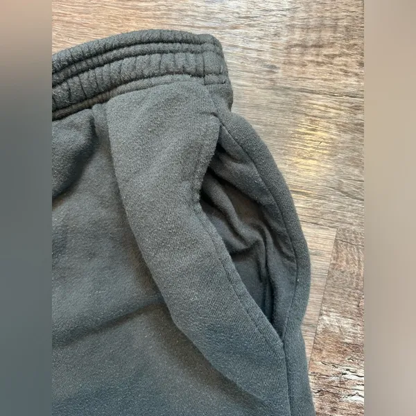 Aerie Black Lounge Shorts - Image 3