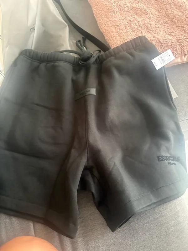 Essentials Fear of God Shorts - Image 3