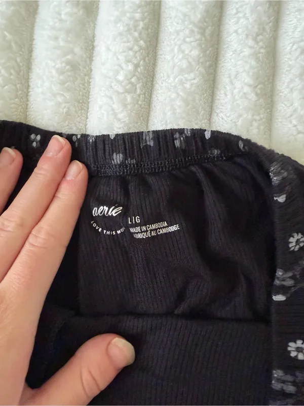 aerie Black Floral Lace-Trim Sleep Shorts - Image 4