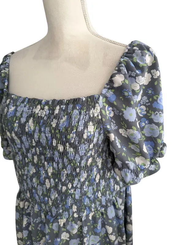 ANN TAYLOR LOFT Blue Floral Smocked Sundress Size Large - Image 2
