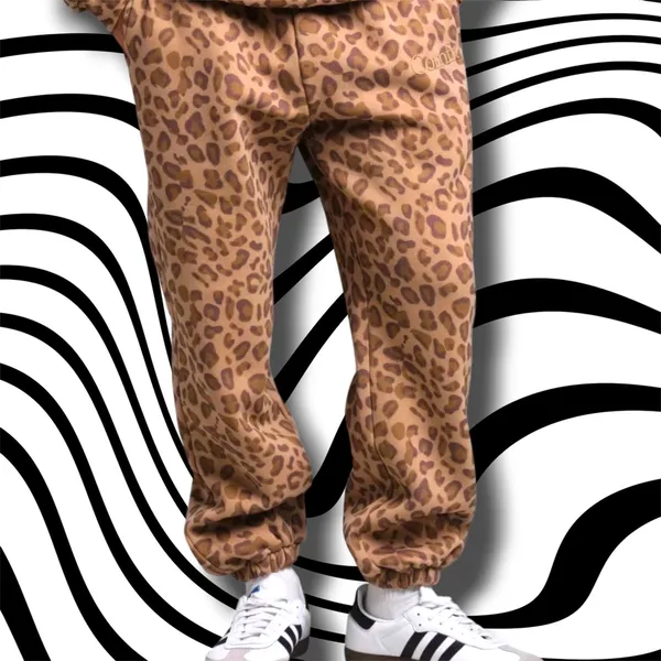 Comfrt •NEW• Womens leopard sweatpants XL - Image 2