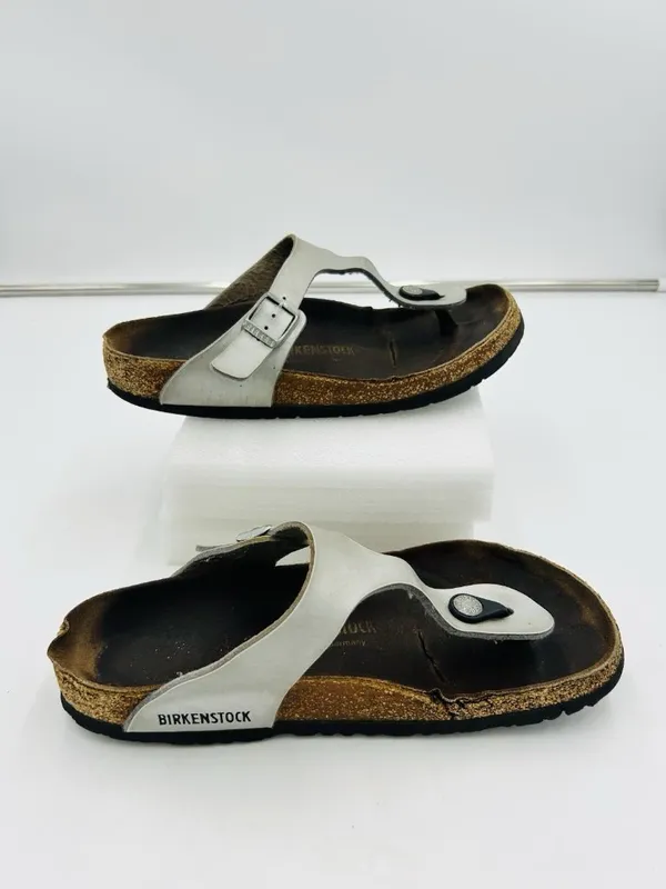 Birkenstock Gizeh Silver Metallic Thong Sandals Womens EUR 39 US 8-8.5 Regular - Image 8
