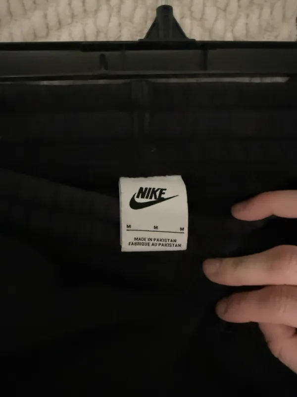 Nike Sweatpants - Image 4