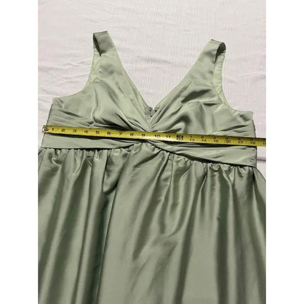 Azazie Sage‎ Green Satin V-Neck Ruched Bodice Formal Bridesmaid Gown Dress A14 - Image 5