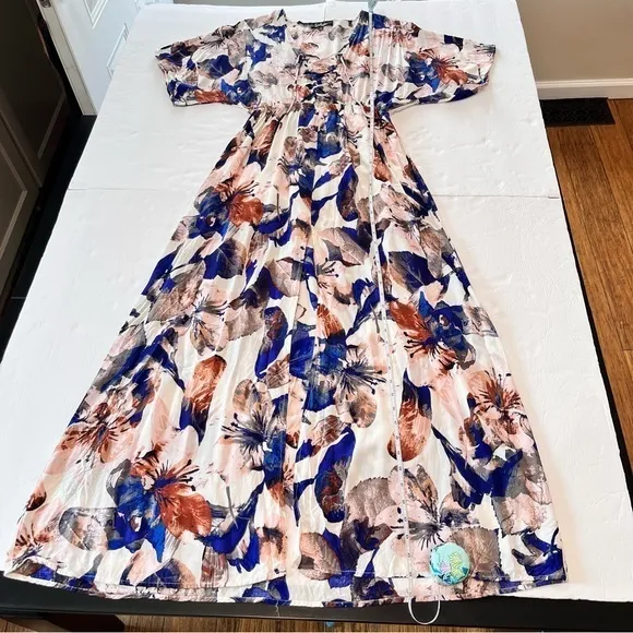 Lulus Loveliest of all White Blue Floral Lace Up Cut Out Maxi Dress Size‎ SMALL - Image 10