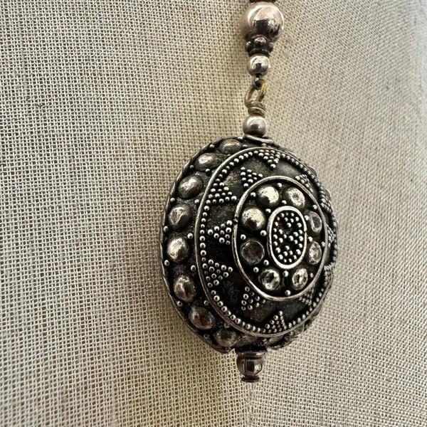 Artisan Bali Sterling Silver Graduated Bead Lariat Necklace - Image 4