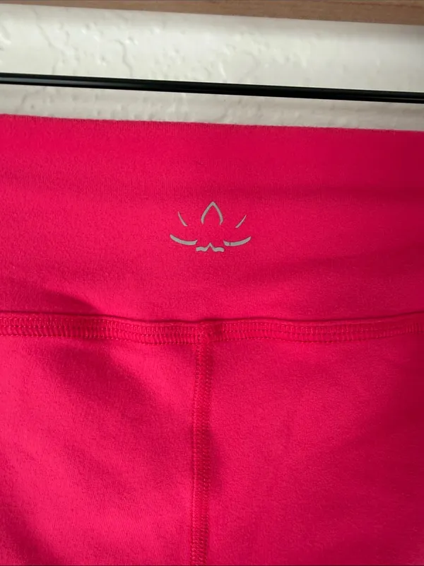 Beyond Yoga Hot Pink Flared Lounge Pants Size Small - Image 5