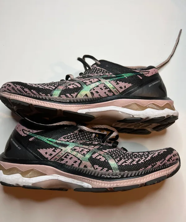 ASICS Gel Kayano 27 Black/Ginger Peach WMNS Size 7.5 - Image 2