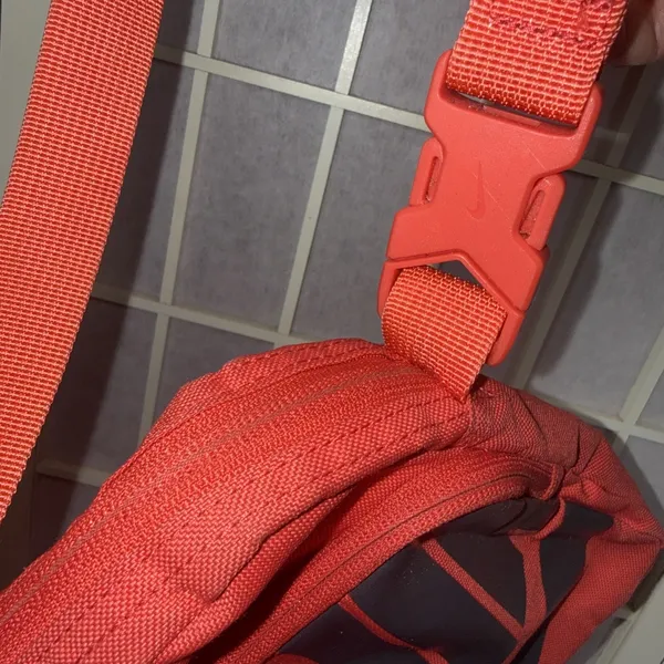 Nike Heritage Sportswear‎ Unisex Red Orange Logo Athletic Running Crossbody Bag - Image 15