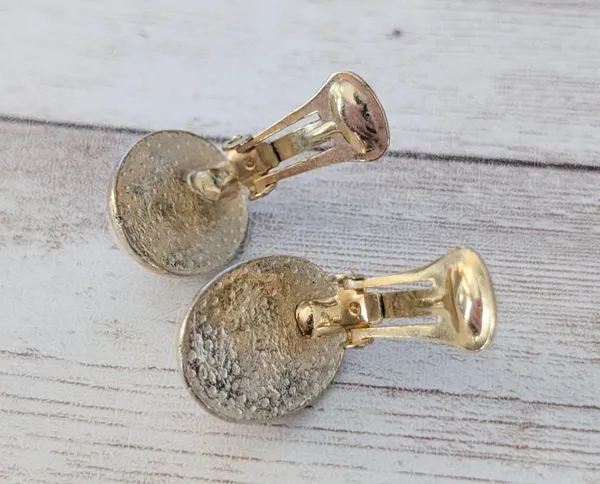 Vintage Clip On Earrings 7/8" Faux Pearl with Gold Tone Halo - Fair Condition - Image 5
