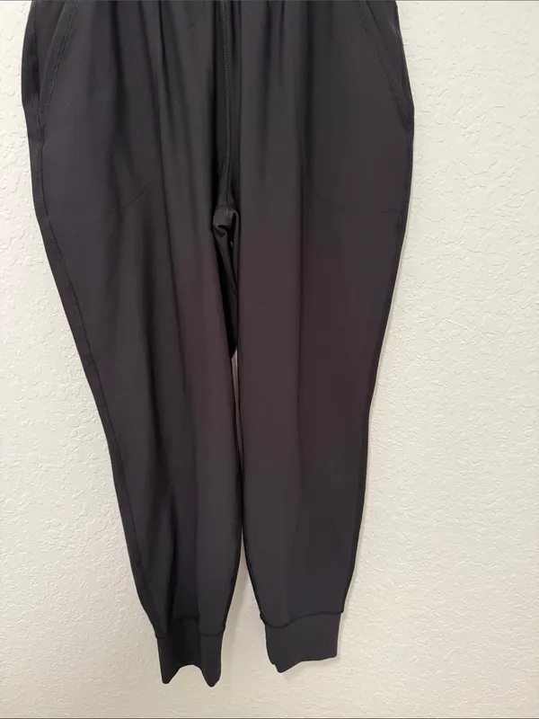OLD NAVY Black High-Waist Jogger Pants Size Large - Image 7