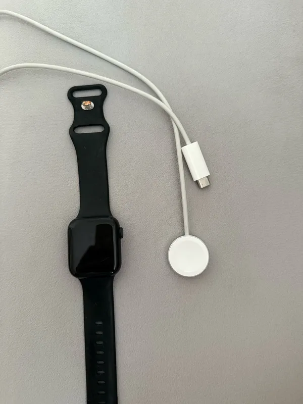 Apple Watch 42mm SE GPS  - Image 9