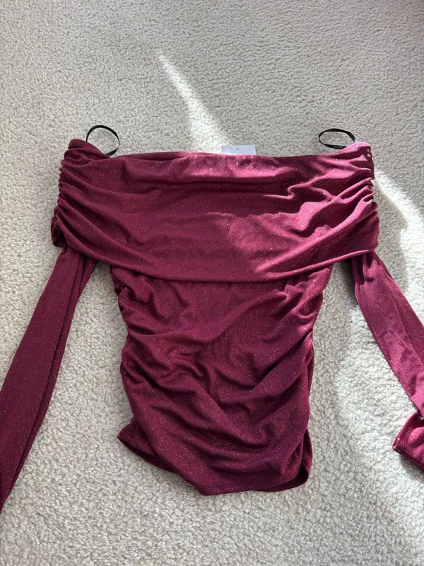 Forever 21 Off-Shoulder Sparkle Long Sleeve Top - Burgundy - Image 3