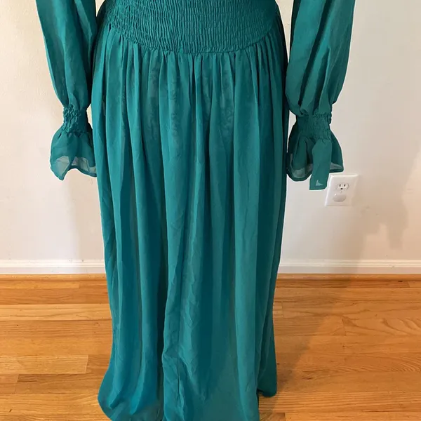 Beautiful Flowing V-Neck Sheer Long Dress Size 6 Medium - Image 11