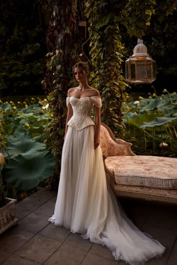 Milla Nova Strapless wedding dress - Image 2