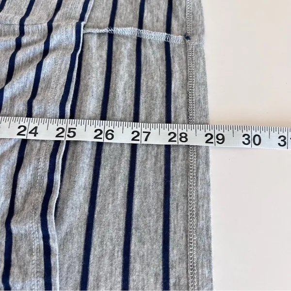 Abercrombie and Fitch Women’s Square‎ Style Boxy Striped Top - Image 9