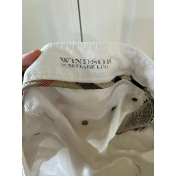 Burberry Brit Windsor Bootcut Flare White Y2K Jeans - Image 5