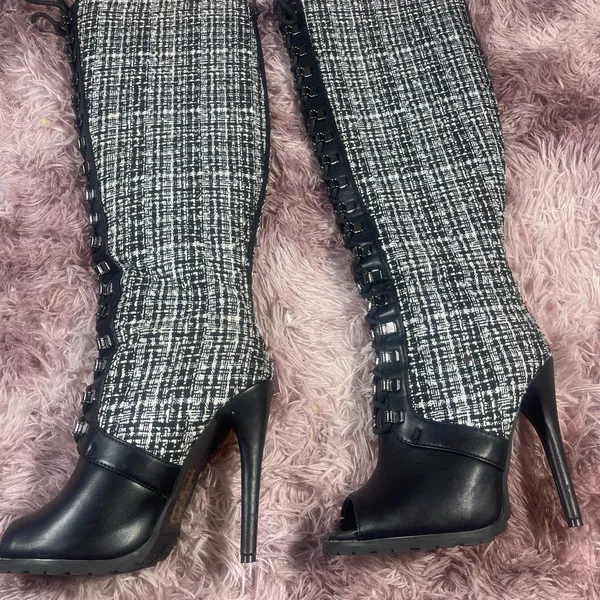 Black and white tweed knee high peep toe boots 7.5 - Image 2