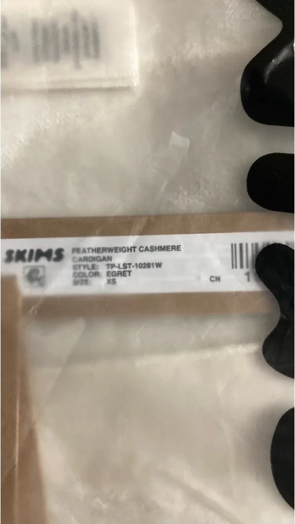 SKIMS Cashmere Cardigan XS - Image 6