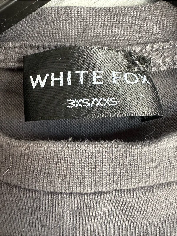 56. White fox womens 3xs/xxs grey with love limited edition era 8.5 - Image 2