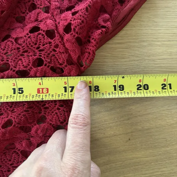 Vintage Y2K Crochet Bolero Shrug Red Buttons Collared Wrapper Indie Cottage S/M - Image 11