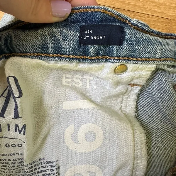 Gap Jean shorts - Image 7