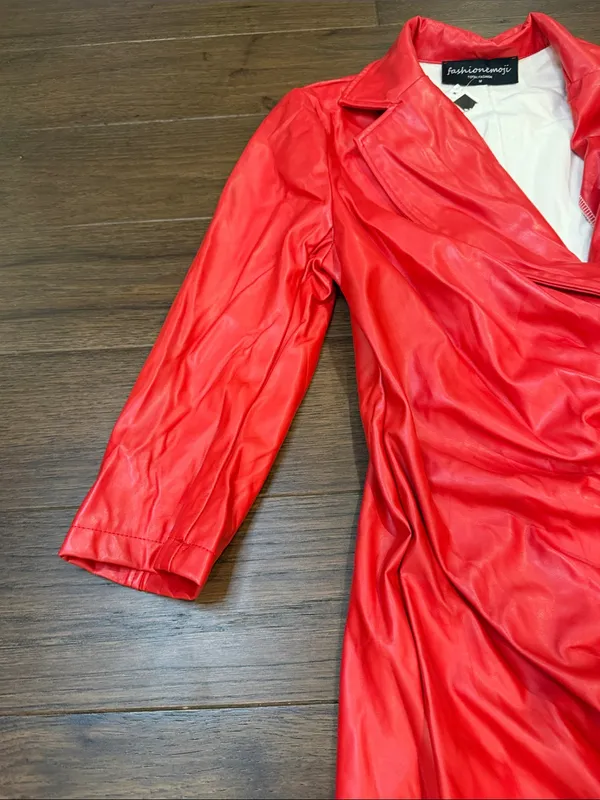 Fashion Emoji Red Button-Front Faux Leather Dress/Coat Medium - C27-107 - Image 5