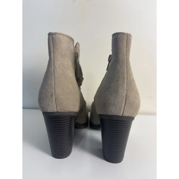 White Mountain Women’s Taft Suede Cushioned Ankle Booties Slouchy 8.5 M - Image 3
