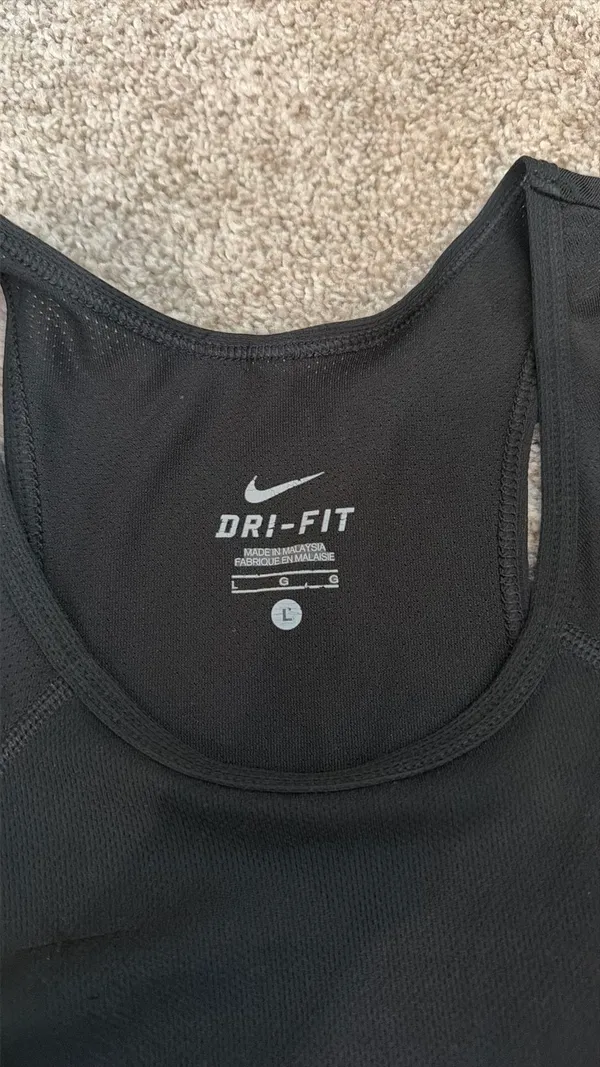 Nike Workout Tank - Image 4