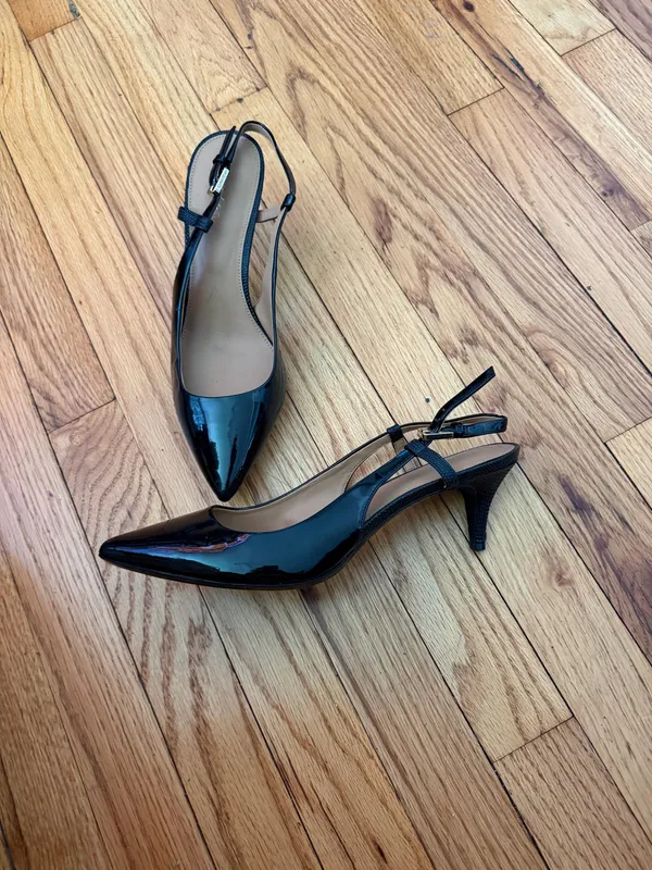 Calvin Klein Patsi Slingback Black Patent Leather Kitten Heel Pumps Glossy Sz 9 - Image 2