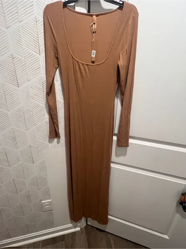 NWT SKIMS Soft Lounge Scoop Neck Maxi Dress - Camel - Image 13