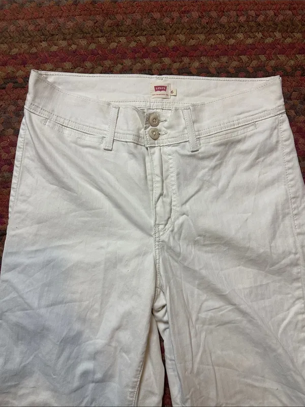 Levi's High-Rise wide leg Women's White pants - Image 3